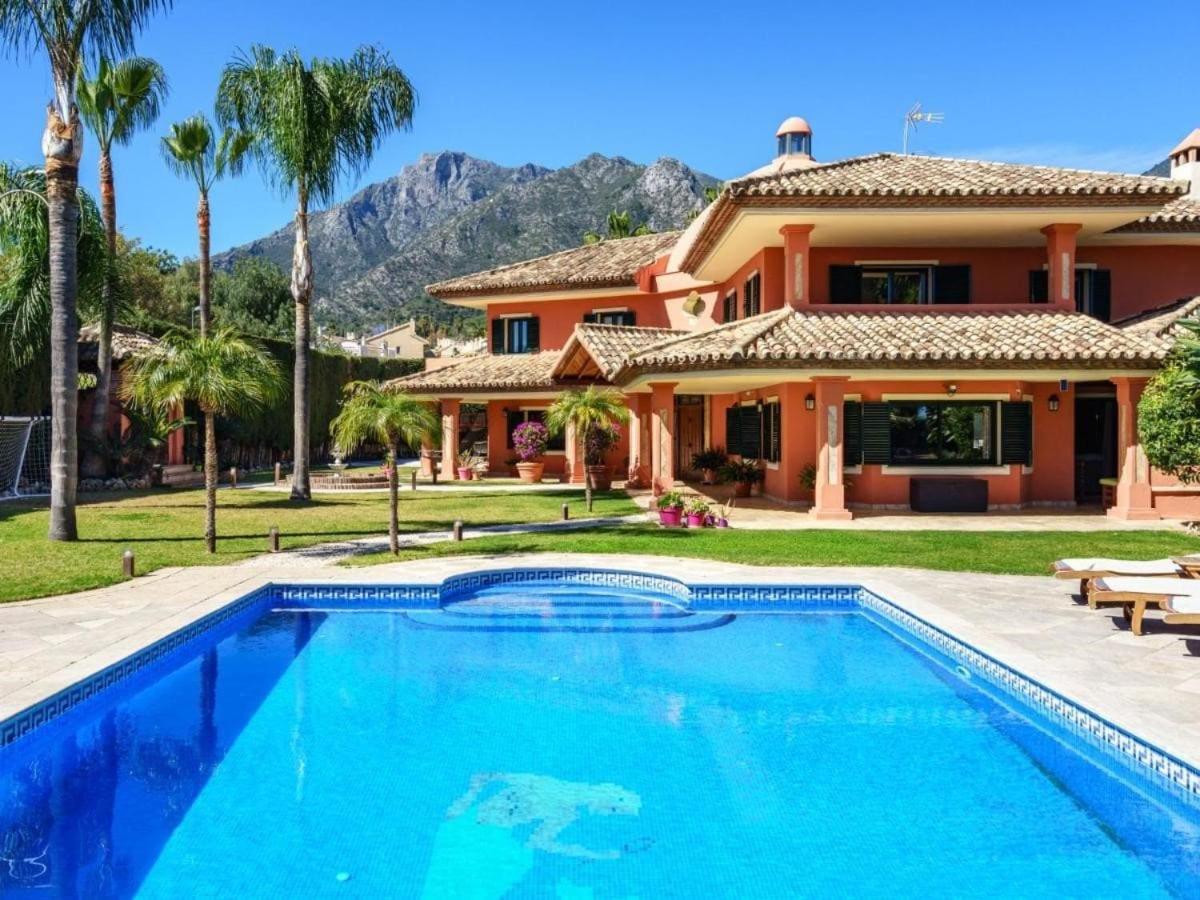 Premium By Better Bookings Holiday home